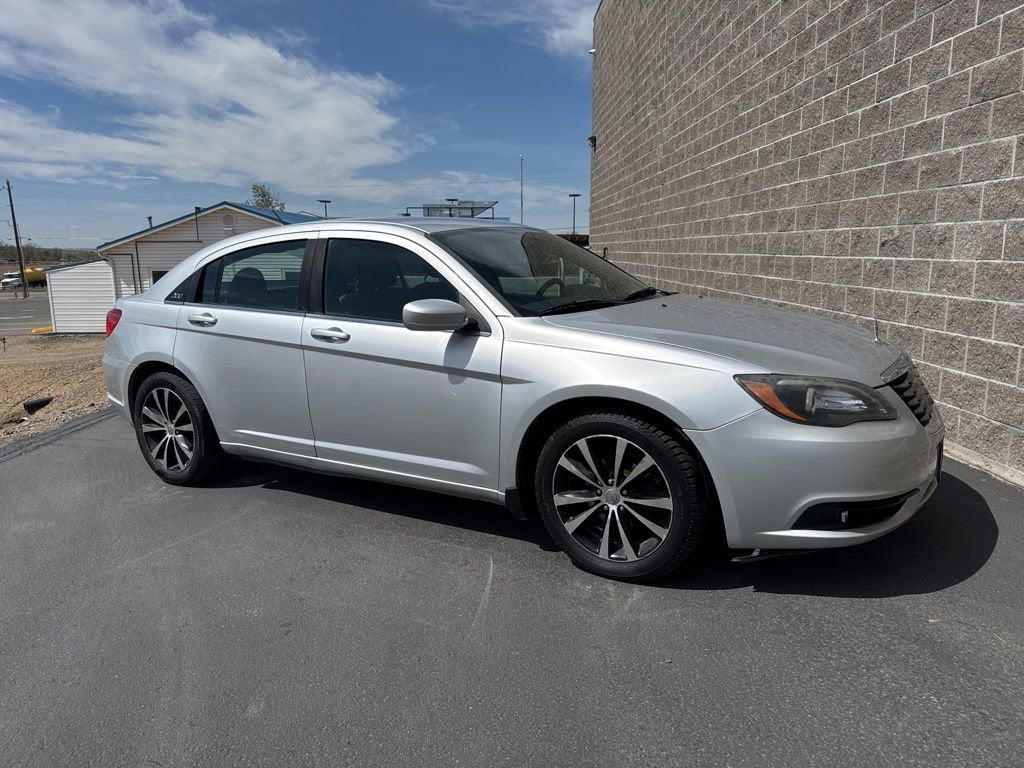 2012 Chrysler 200 Touring