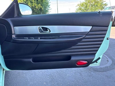 2004 Ford Thunderbird Deluxe