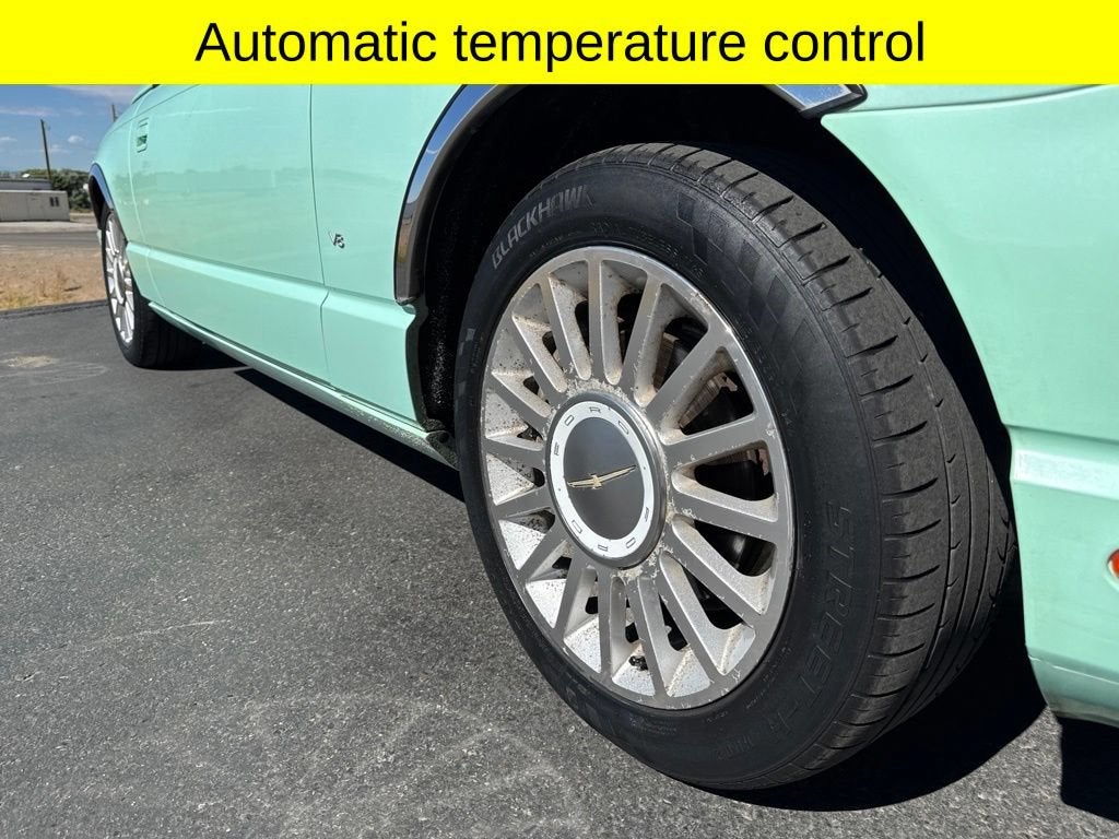 2004 Ford Thunderbird Deluxe