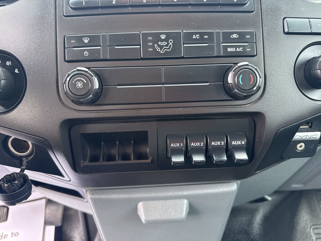 2016 Ford Super Duty F-350 DRW XLT