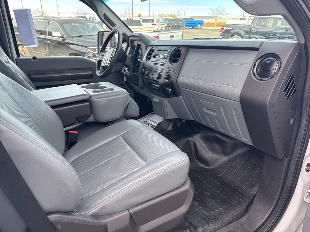 2016 Ford Super Duty F-350 DRW XLT