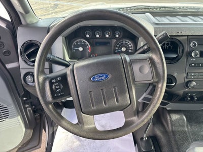 2013 Ford Super Duty F-350 DRW XL