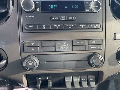 2013 Ford Super Duty F-350 DRW XL