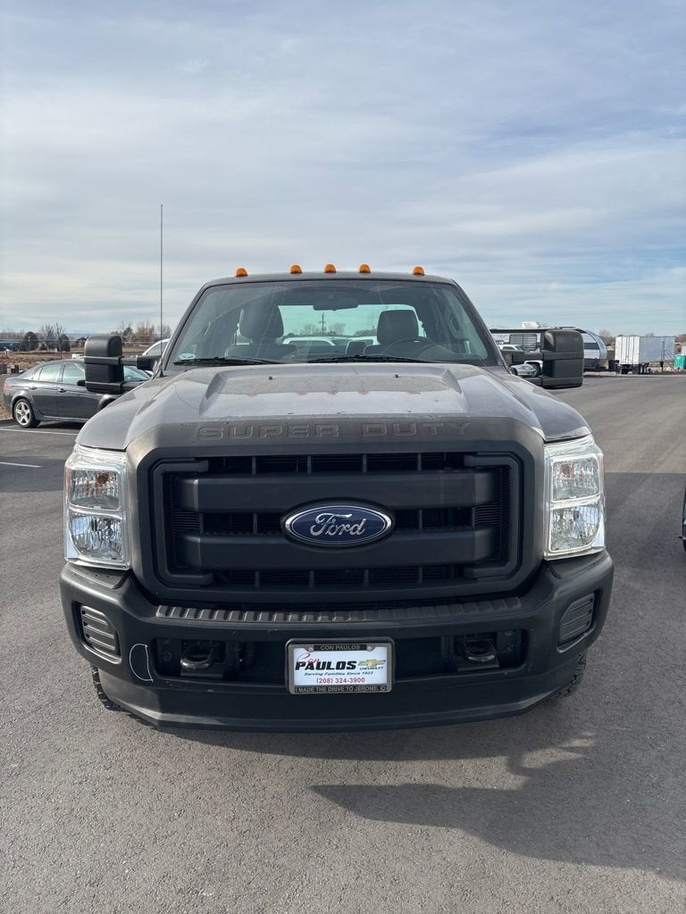 2013 Ford Super Duty F-350 DRW XL