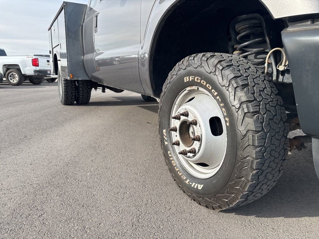 2013 Ford Super Duty F-350 DRW XL