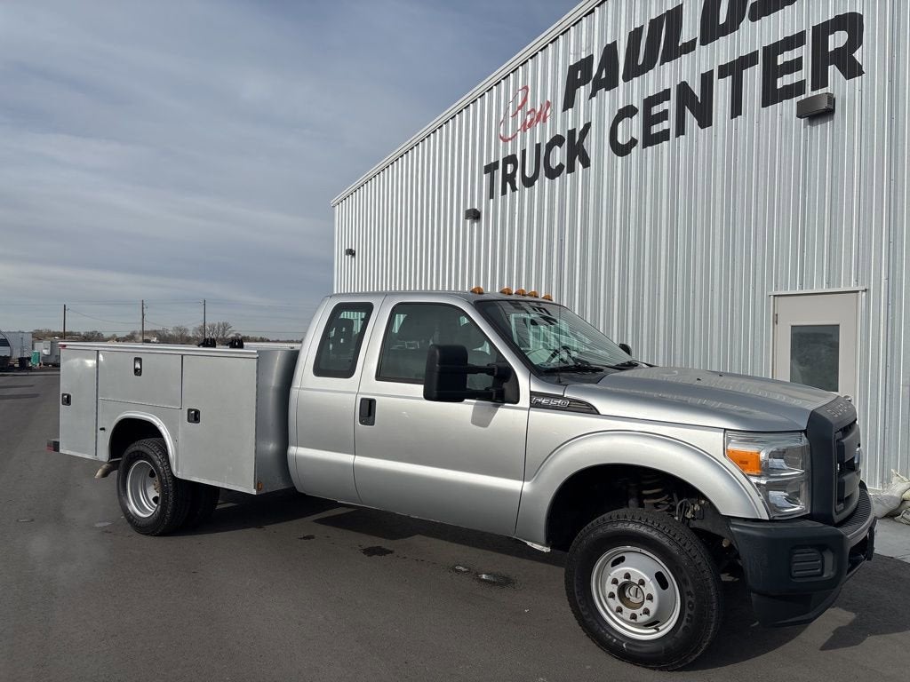 2015 Ford Super Duty F-350 DRW XLT