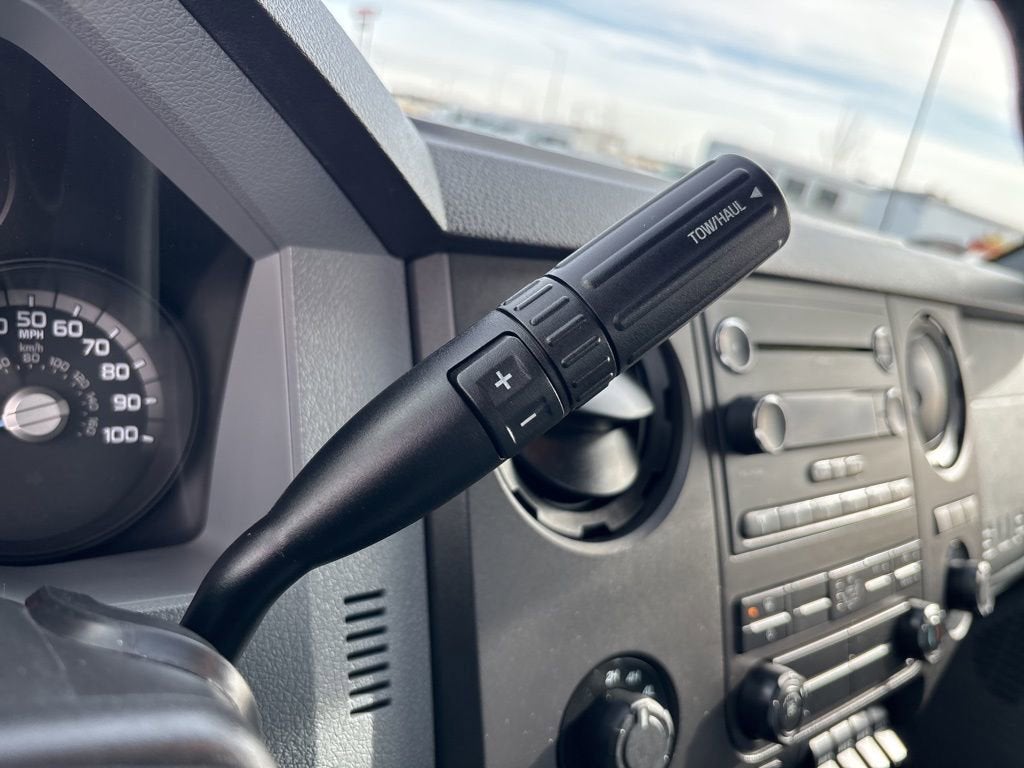 2015 Ford Super Duty F-350 DRW XLT