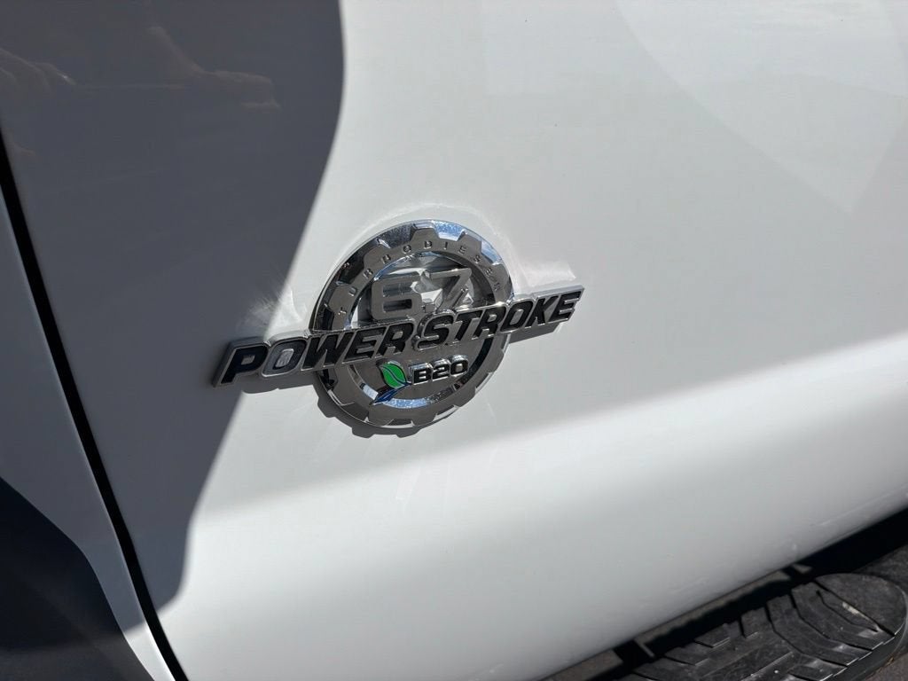 2014 Ford Super Duty F-450 DRW XL