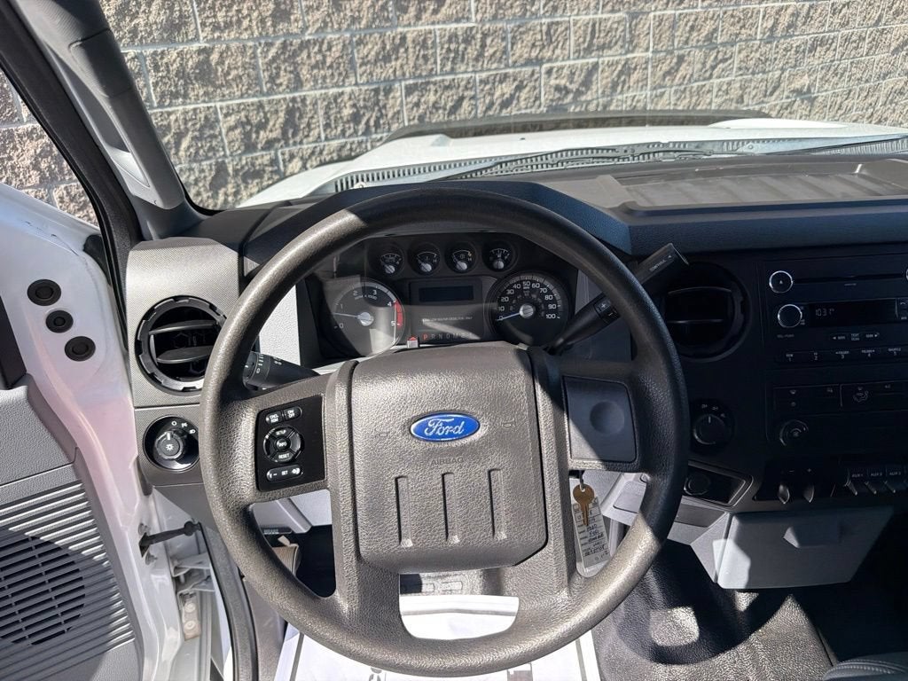 2014 Ford Super Duty F-450 DRW XL