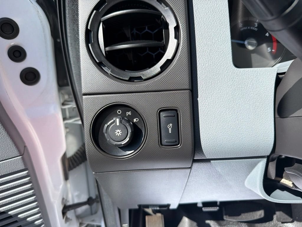 2014 Ford Super Duty F-450 DRW XL