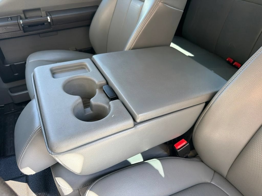 2014 Ford Super Duty F-450 DRW XL