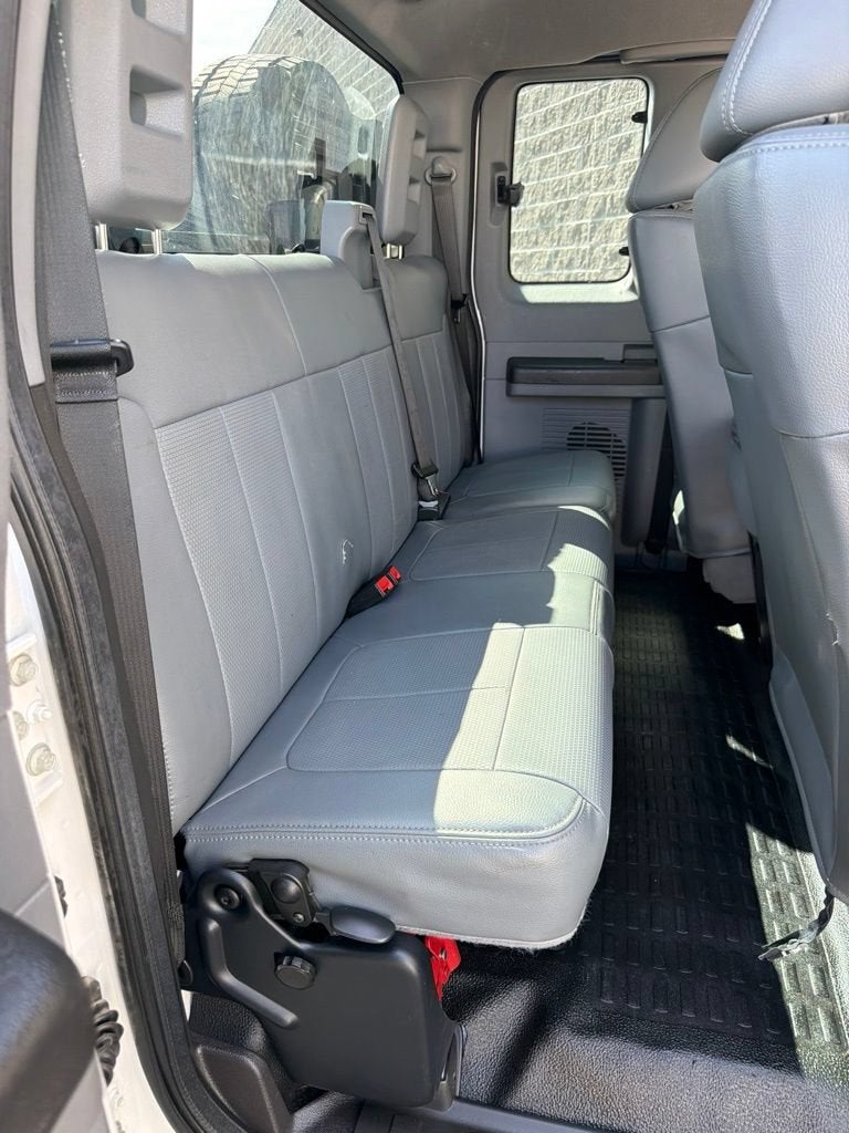 2014 Ford Super Duty F-450 DRW XL