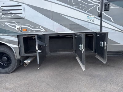 2022 Ford Super Duty F-550 DRW XL