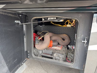 2022 Ford Super Duty F-550 DRW XL