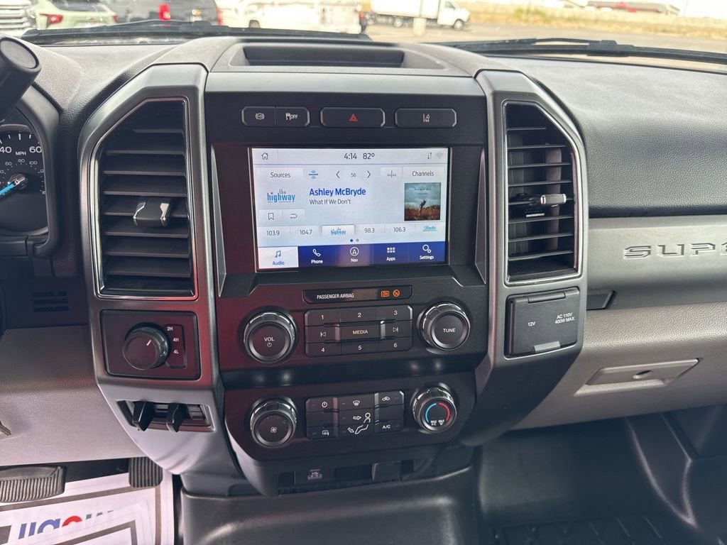 2022 Ford Super Duty F-550 DRW XL