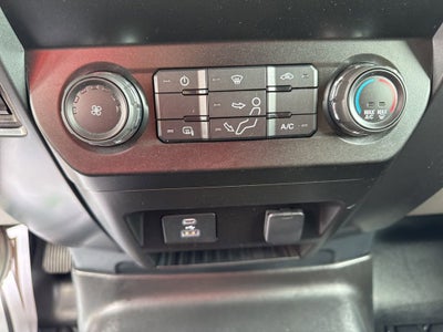 2022 Ford Super Duty F-550 DRW XL