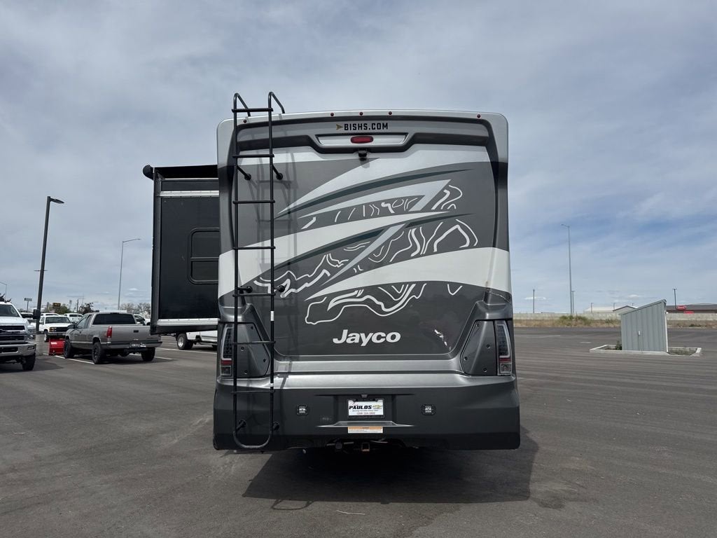 2022 Ford Super Duty F-550 DRW XL