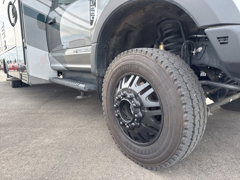 2022 Ford Super Duty F-550 DRW XL
