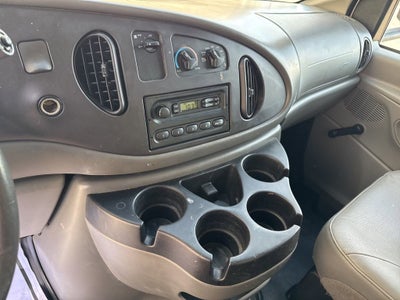 2006 Ford Econoline Commercial Cuta BASE