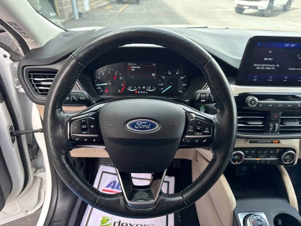 2021 Ford Escape SEL