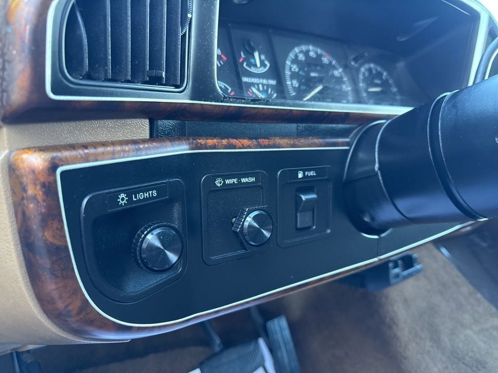 1990 Ford F-250 BASE