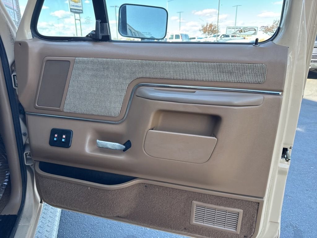 1990 Ford F-250 BASE