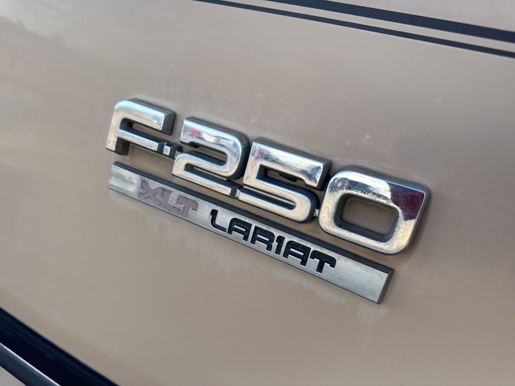 1990 Ford F-250 BASE