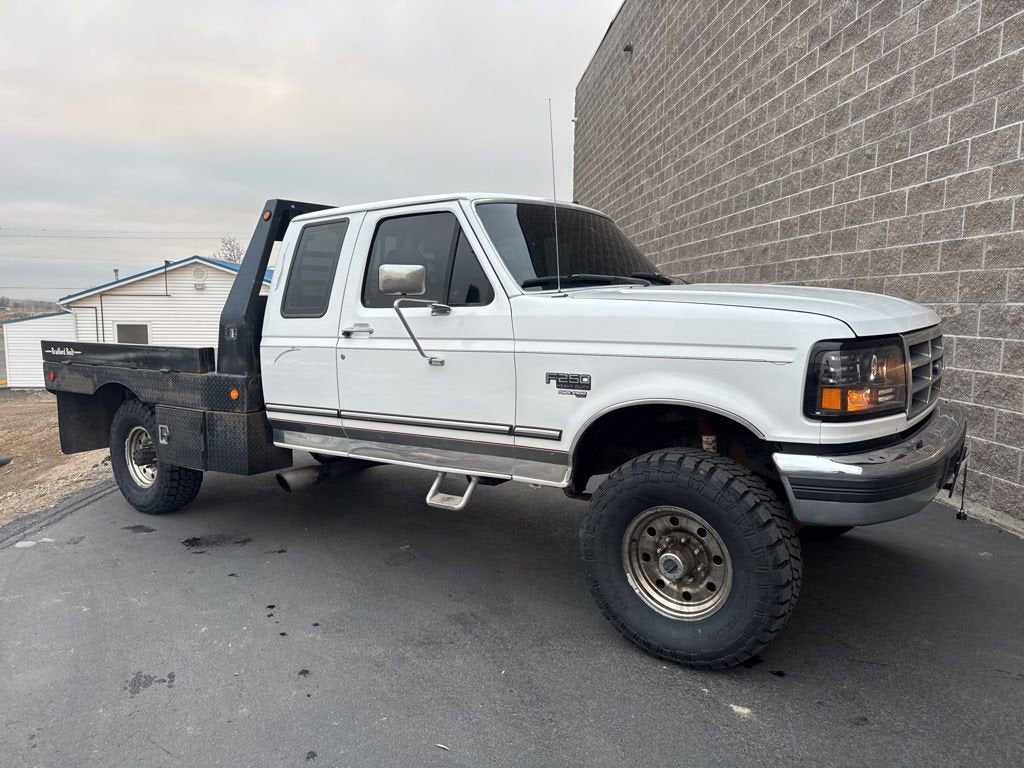 1997 Ford F-250 HD BASE