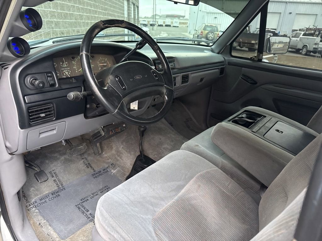1997 Ford F-250 HD BASE