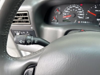 2002 Ford Super Duty F-350 SRW Lariat