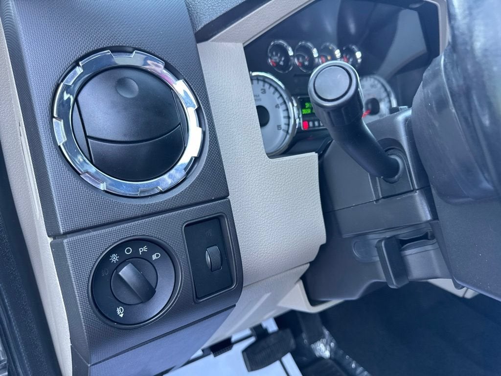 2008 Ford Super Duty F-250 SRW XLT