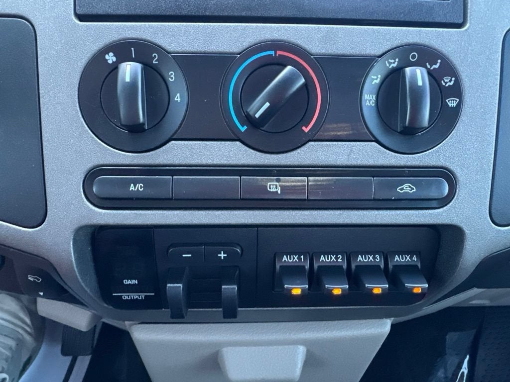 2008 Ford Super Duty F-250 SRW XLT