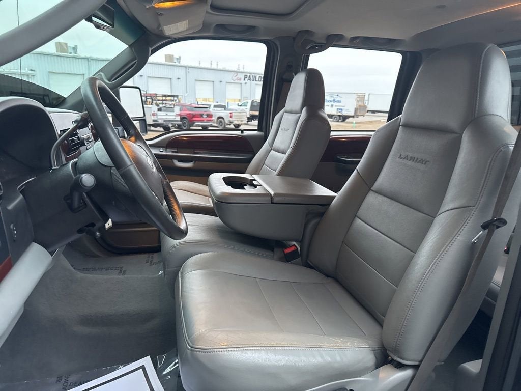 2006 Ford Super Duty F-350 DRW XL