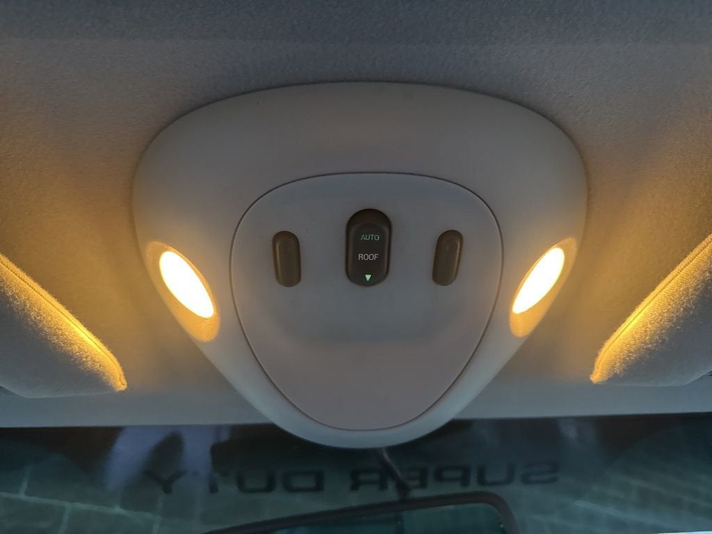 2006 Ford Super Duty F-350 DRW XL