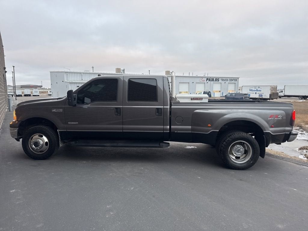 2006 Ford Super Duty F-350 DRW XL