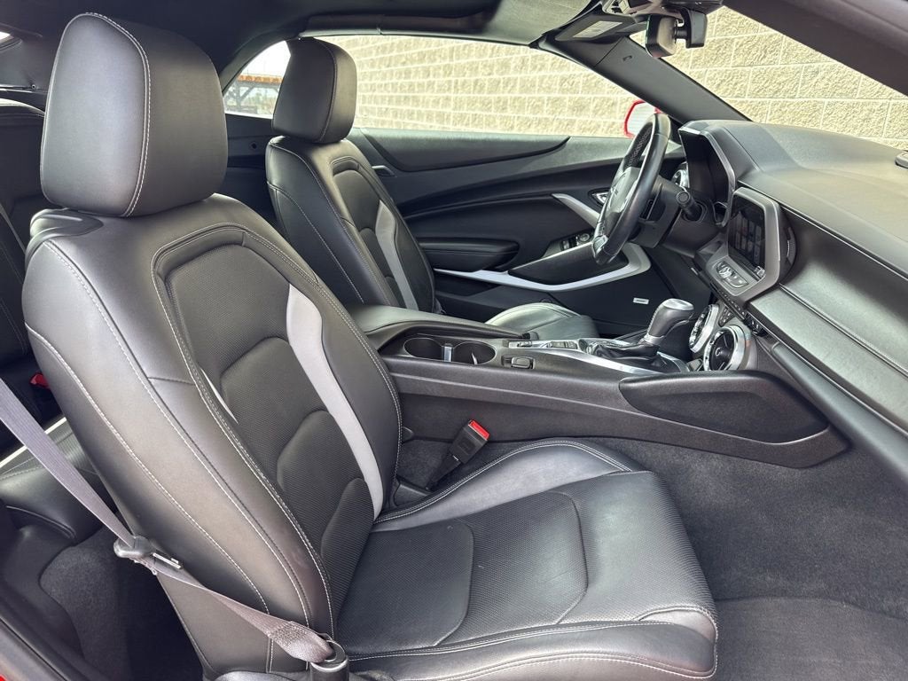 2016 Chevrolet Camaro 2LT