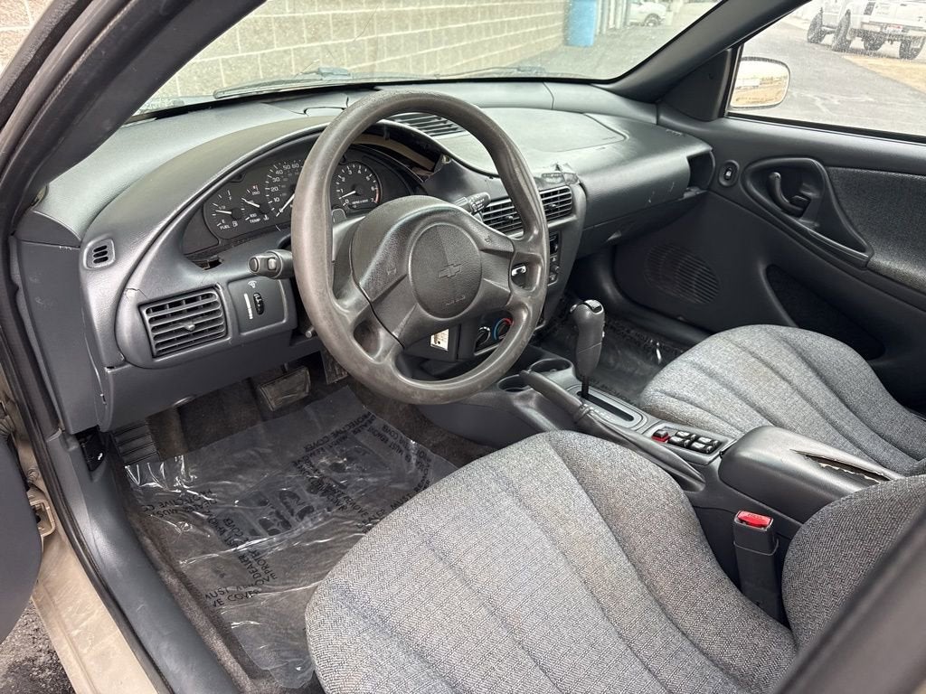 2005 Chevrolet Cavalier Base