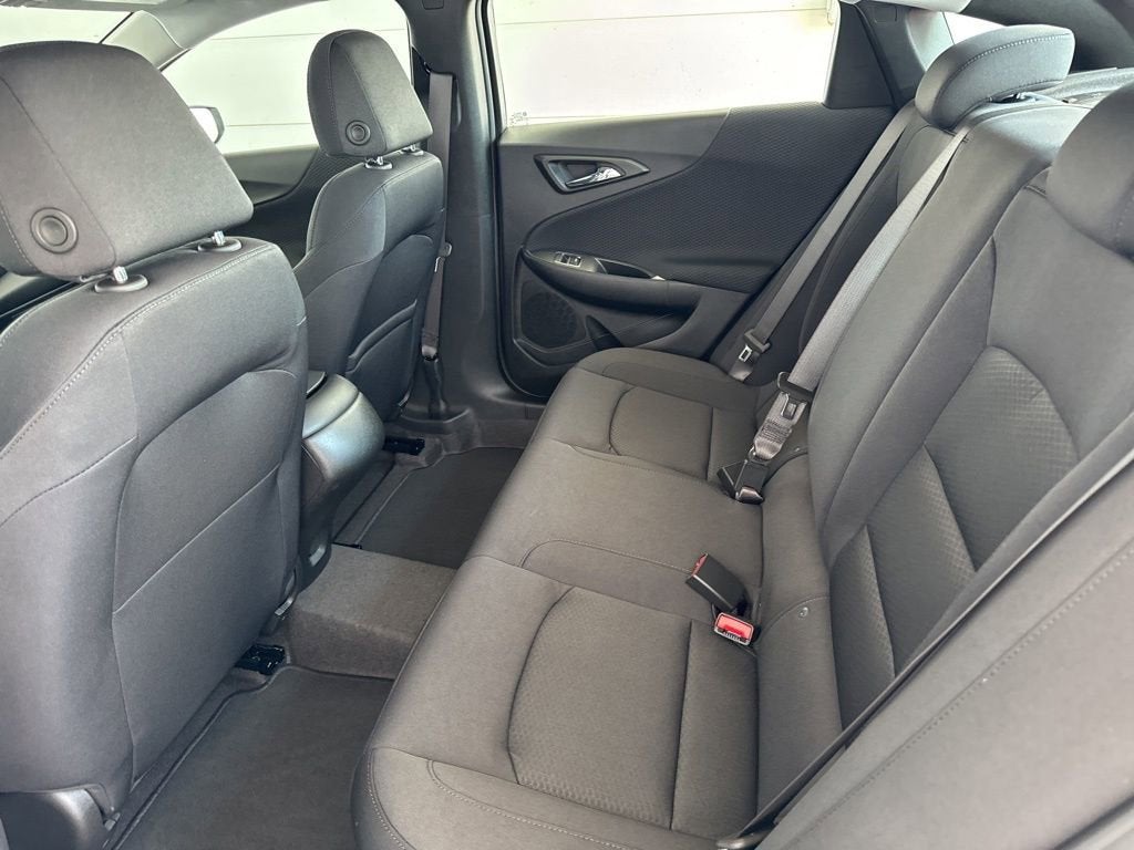 2025 Chevrolet Malibu RS