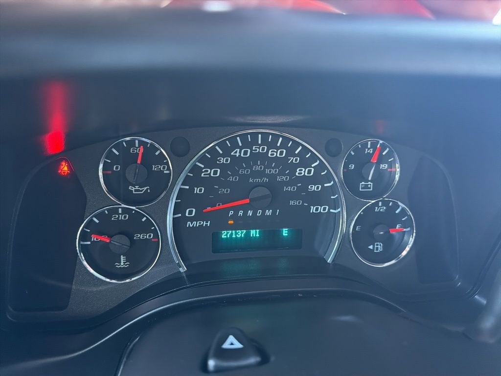 2023 Chevrolet Express Passenger 3500 1LS