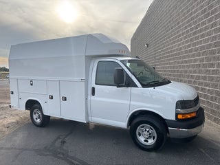 2025 Chevrolet Express Cutaway 3500 1WT