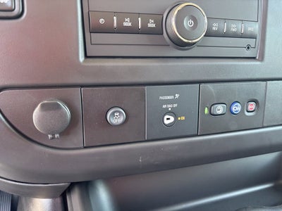 2025 Chevrolet Express Cutaway 3500 1WT