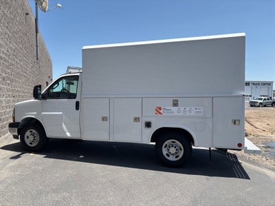 2025 Chevrolet Express Cutaway 3500 1WT