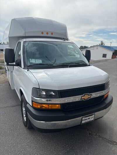 2025 Chevrolet Express Cutaway 3500 1WT