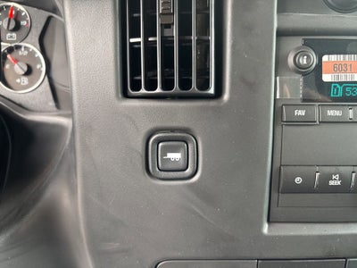 2025 Chevrolet Express Cutaway 3500 1WT