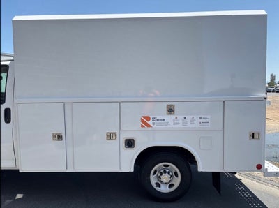 2025 Chevrolet Express Cutaway 3500 1WT