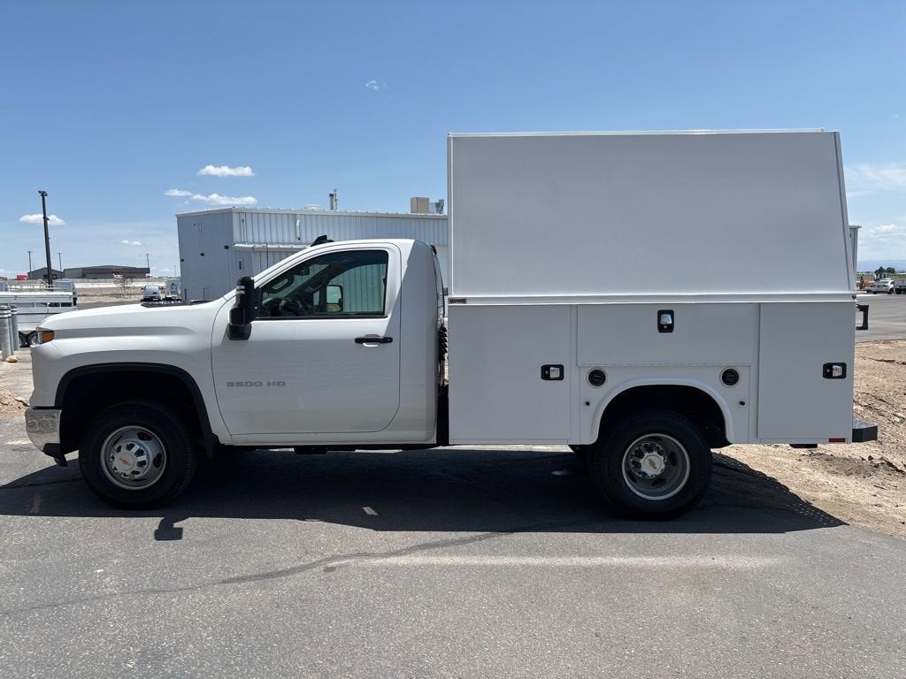 2025 Chevrolet Silverado 3500 HD Chassis Cab Work Truck