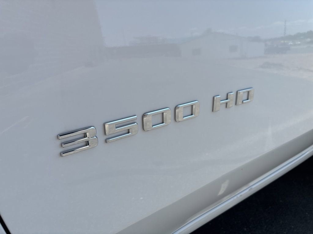 2025 Chevrolet Silverado 3500 HD Chassis Cab Work Truck