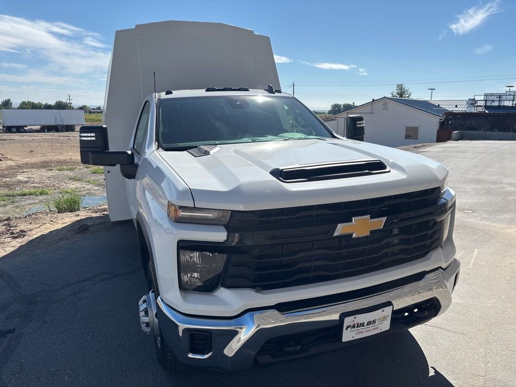 2025 Chevrolet Silverado 3500 HD Chassis Cab Work Truck