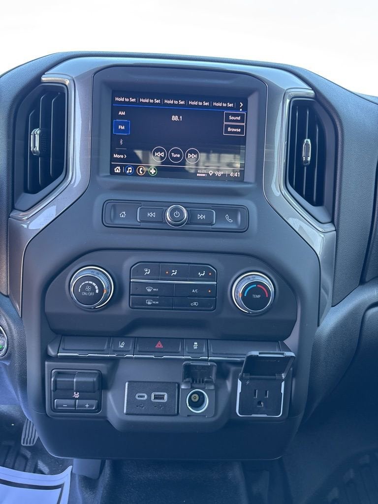 2025 Chevrolet Silverado 3500 HD Chassis Cab Work Truck