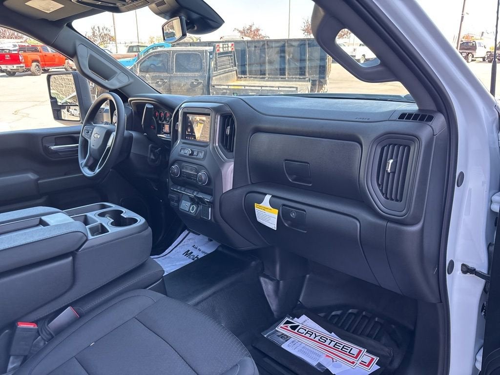 2025 Chevrolet Silverado 3500 HD Chassis Cab Work Truck